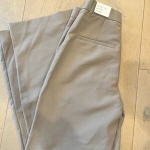 Abercrombie - Wide Leg trouser pant - Size 27 or 4